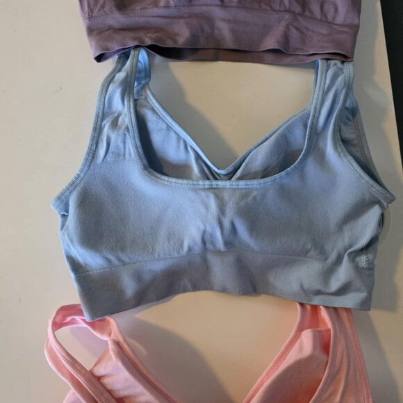 EUC Set of Three Super Soft Bras - Picture 5 of 7